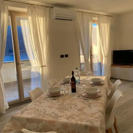 Apartment Casa Angiolina Bellano